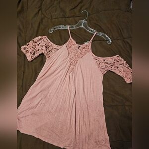 Gimmicks open back top
